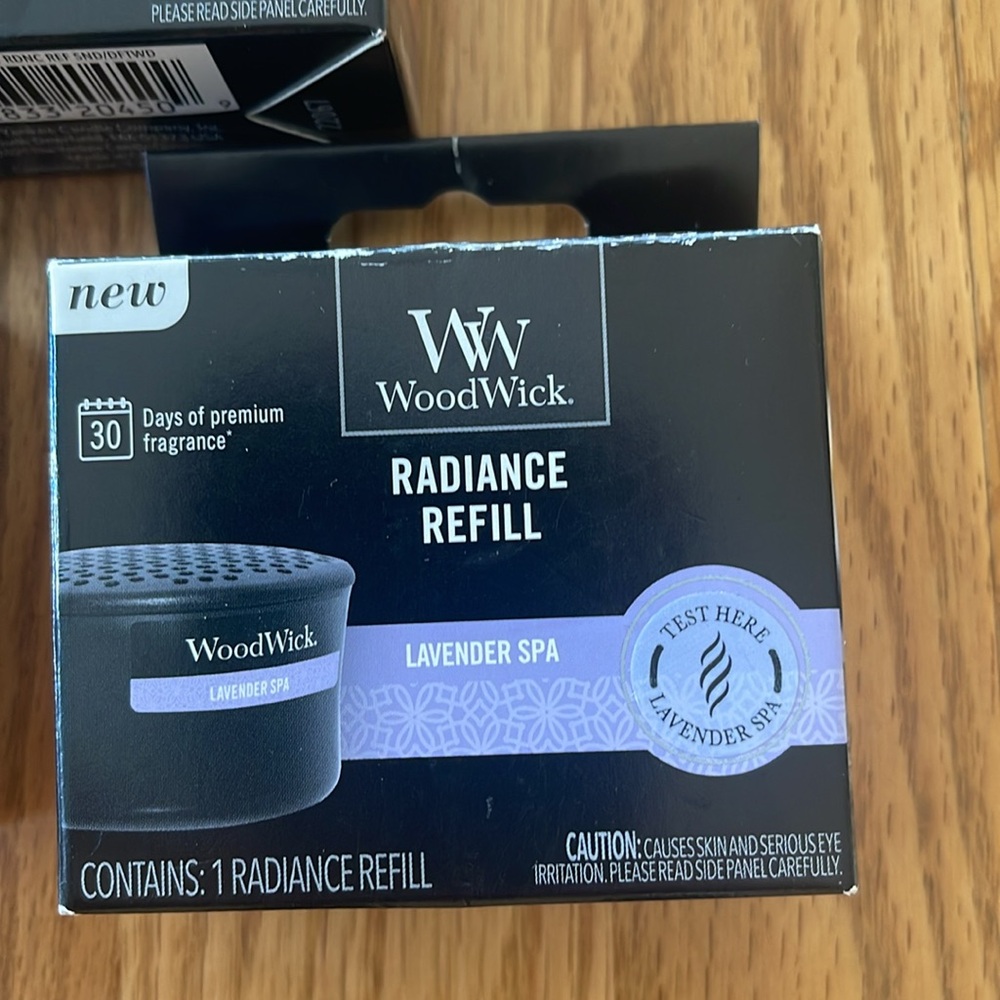 WoodWick Radiance Refill Trio - Sand & Driftwood, Vanilla Bean, Lavender Spa 🌺 - Picture 4 of 5